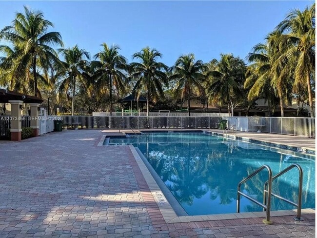 Building Photo - 3839 Pond Apple Dr