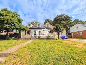 Building Photo - 166 E Bayview Blvd