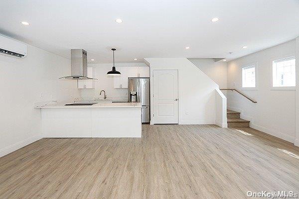 Building Photo - 1415 Old Northern Blvd