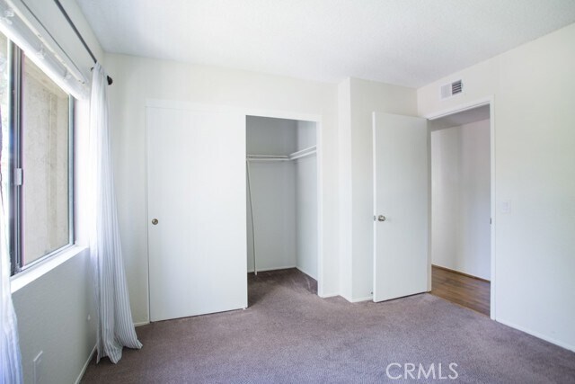 Building Photo - 22832 Hilton Head Dr