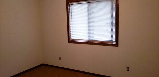 Building Photo - 645 Galena Ct