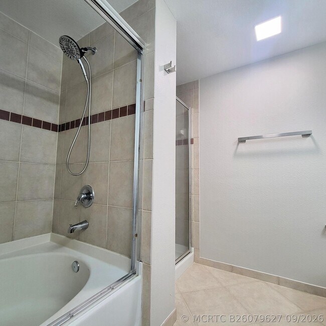 Building Photo - 6418 Emerald Dunes Dr