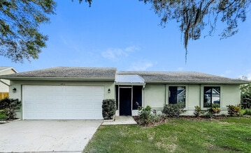 Building Photo - 5811 Silvermoon Ave