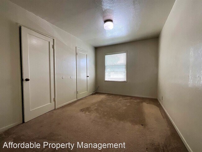 Building Photo - 2 br, 1 bath House - 20651 Agnes Lane