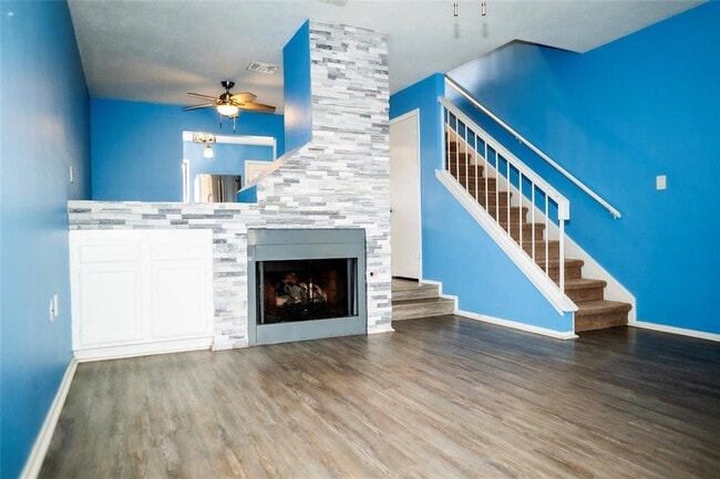 Building Photo - 11901 Swearingen Dr