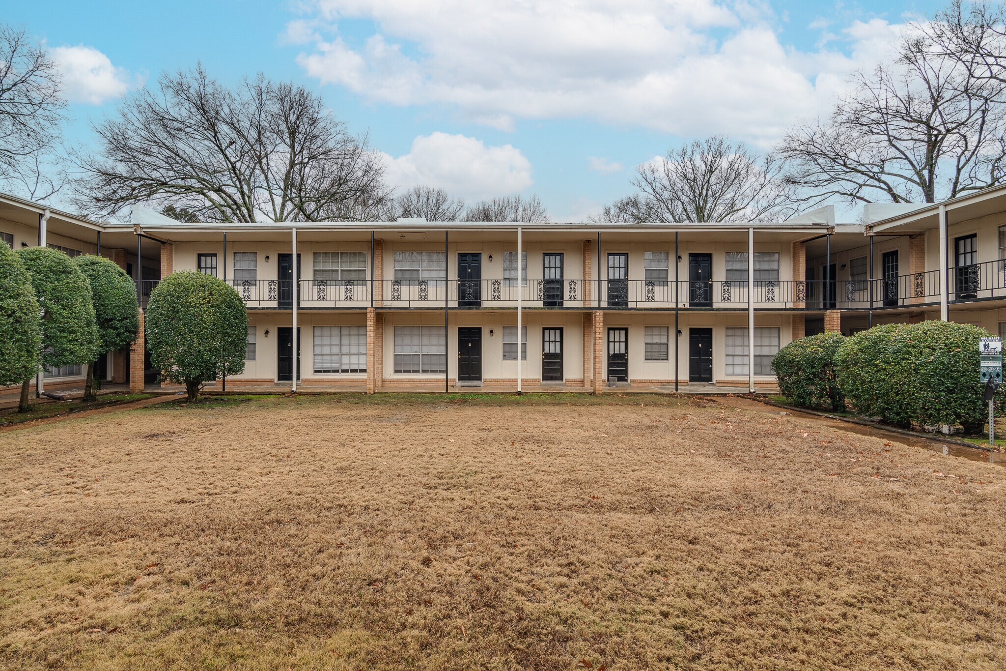 Building Photo - 3646 Spottswood Ave