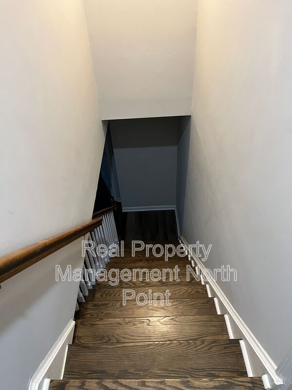 Building Photo - 3434 Palace Ct