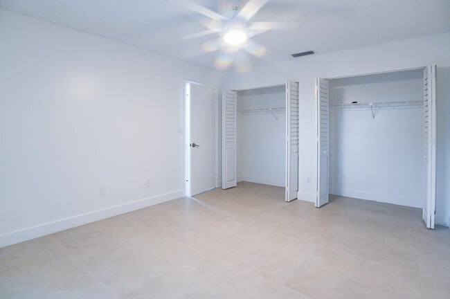 Building Photo - 1148 Summit Trail Cir