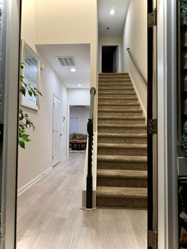 Building Photo - 4119 Thimbleberry Dr