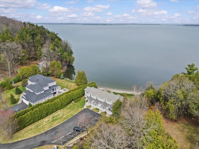 Building Photo - 38 Pebble Beach Rd