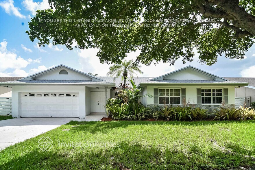 Primary Photo - 14655 SW 139th Ct