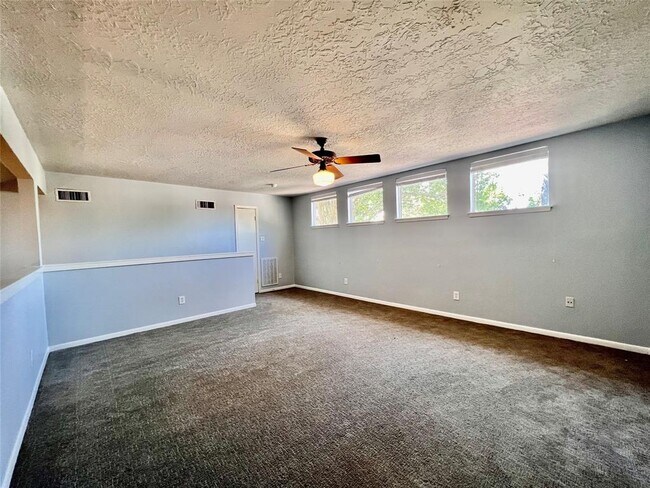 Building Photo - 11407 Briar Rose Dr