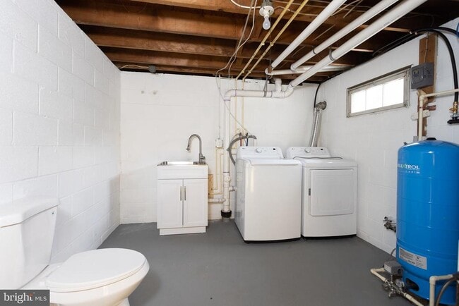 Building Photo - 16742 Ridge Rd