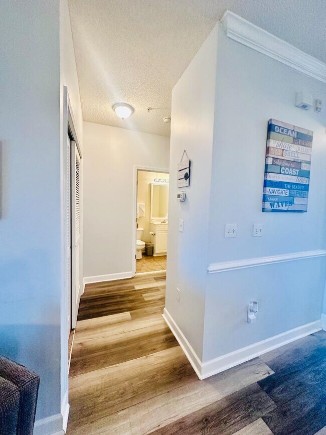 Building Photo - 505 Wickham Dr