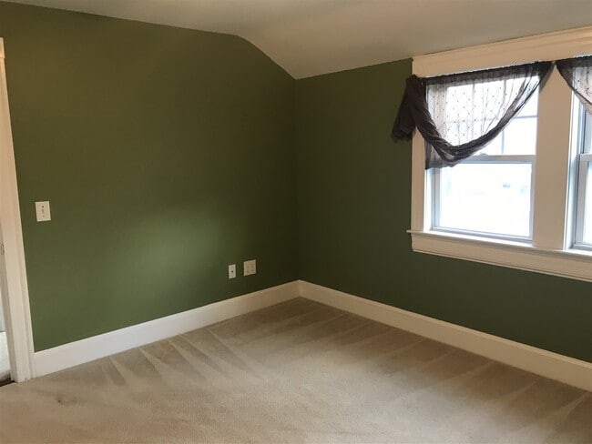 Building Photo - 70 Porpoise Way