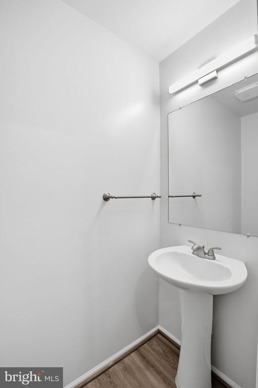 Building Photo - 10718 Kitchener Ct