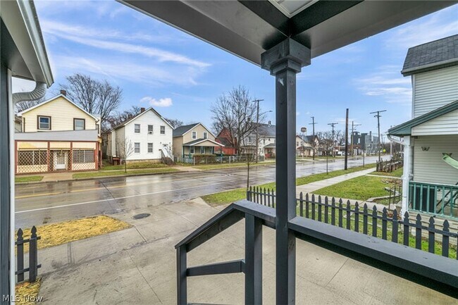 Building Photo - 2160 Fulton Rd