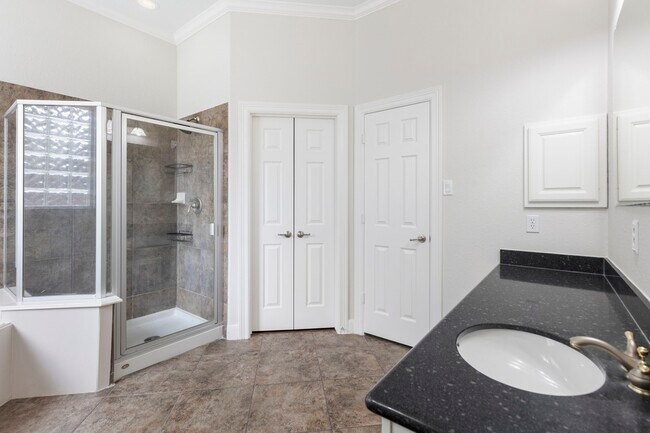 Building Photo - 6 Skipwith Pl