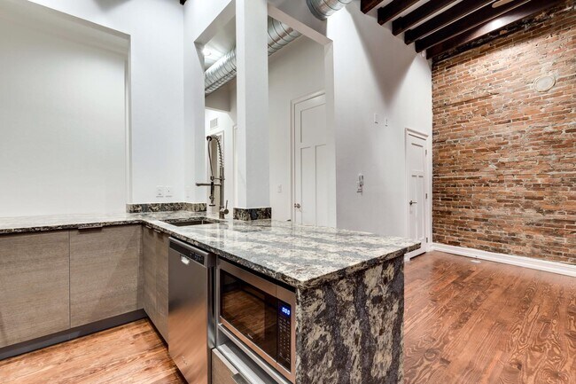 Building Photo - 2278 First St