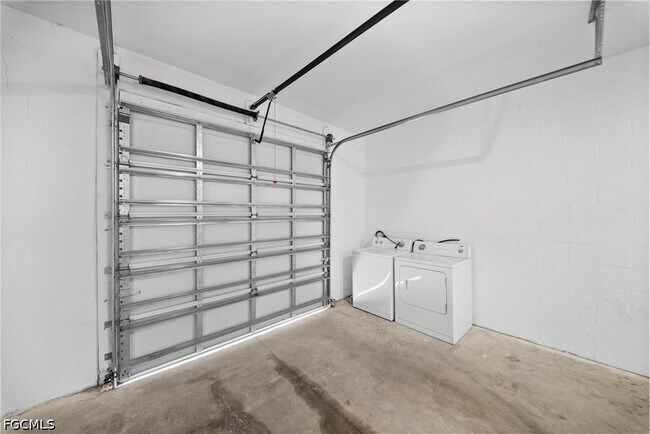 Building Photo - 4716 29th St SW