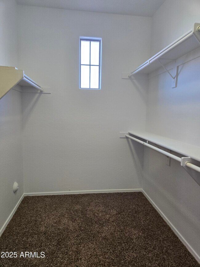 Building Photo - 4321 W Judson Dr