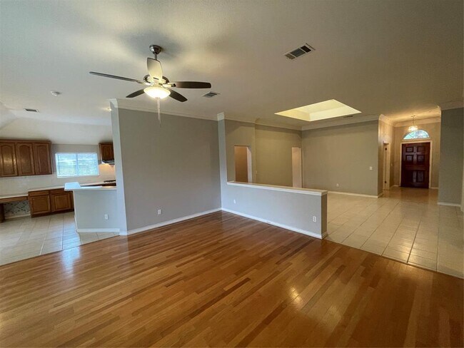 Building Photo - 6605 Needham Ln