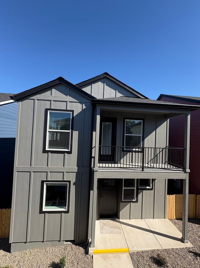 Building Photo - New Construction 3-bedroom, 2-bathroom Tow...