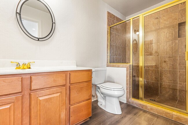 Building Photo - Corner Lot Beauty in Stone Oak Area