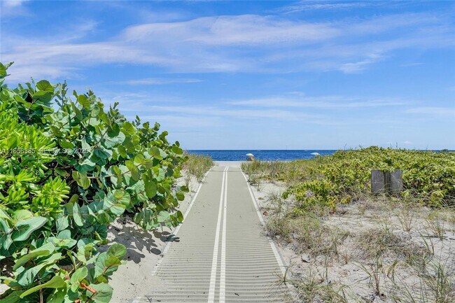 Building Photo - 1500 N Ocean Blvd