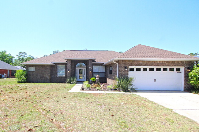 Primary Photo - Spacious 3BR/3BA Holley by the Sea Home wi...