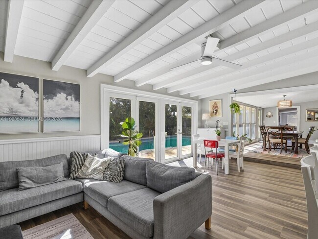 Building Photo - 2648 NE 26th Ave