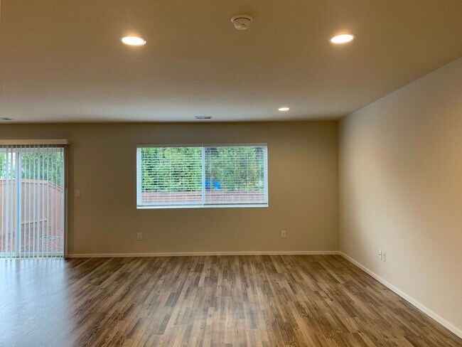Building Photo - Newly Built Home in Brand New Community! Evergreen School District ! Conveniently located next to...