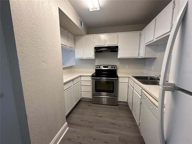 Building Photo - 15300 SW 106th Terrace