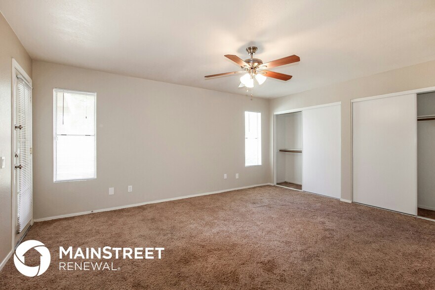 Building Photo - 4403 W Cielo Grande