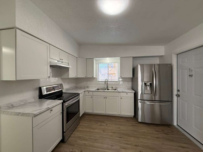 Building Photo - 2934 Hatton St