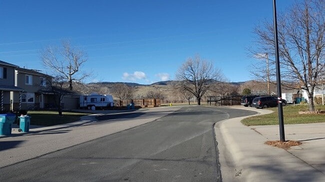 Building Photo - Bright 2 Bed, 2 Bath Home with Garage & Fenced Yard in Fort Collins