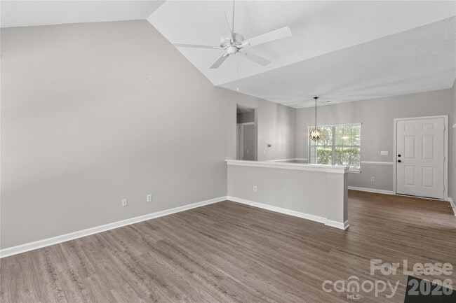 Building Photo - 123 Meadow Lilly Ct