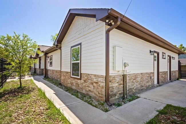 Building Photo - 7101 Foster St