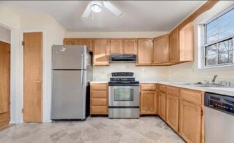 Building Photo - 2014 Ritchie Rd