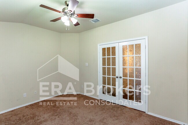 Building Photo - 1307 Stonewall Ridge