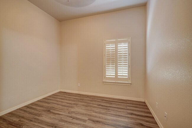 Building Photo - 11457 Lucio Moreno Dr