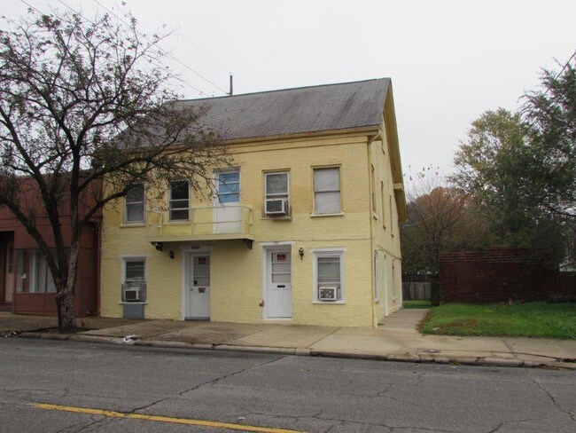 Primary Photo - 509 Ridge St