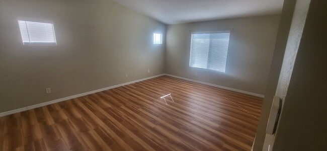 Building Photo - 44745 Longfellow Ave