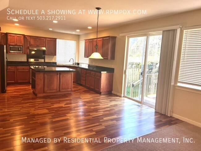 Building Photo - 15355 SW Greenfield Dr