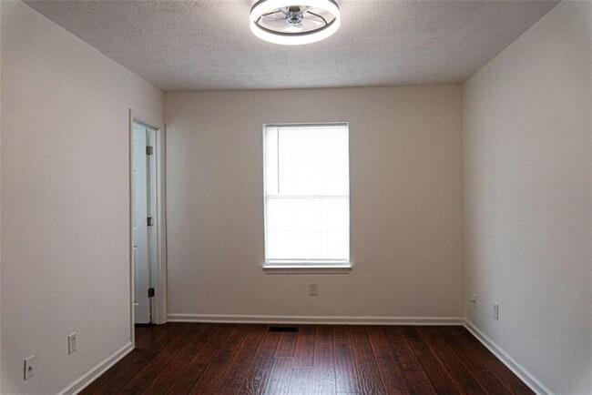 Building Photo - 5624 Stonington Trace Pkwy