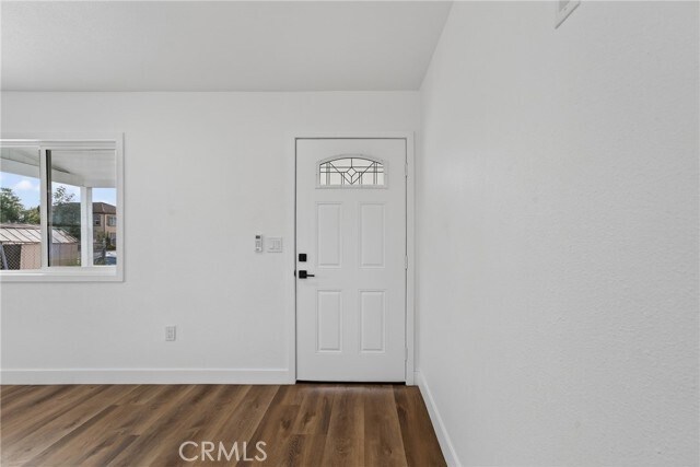 Building Photo - 1095 E Phillips Blvd