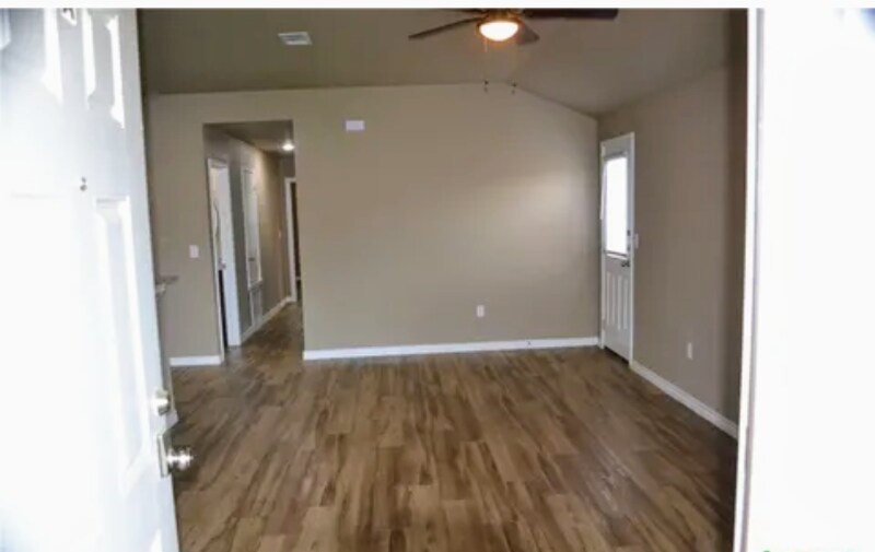 Building Photo - 1204 N 18th St