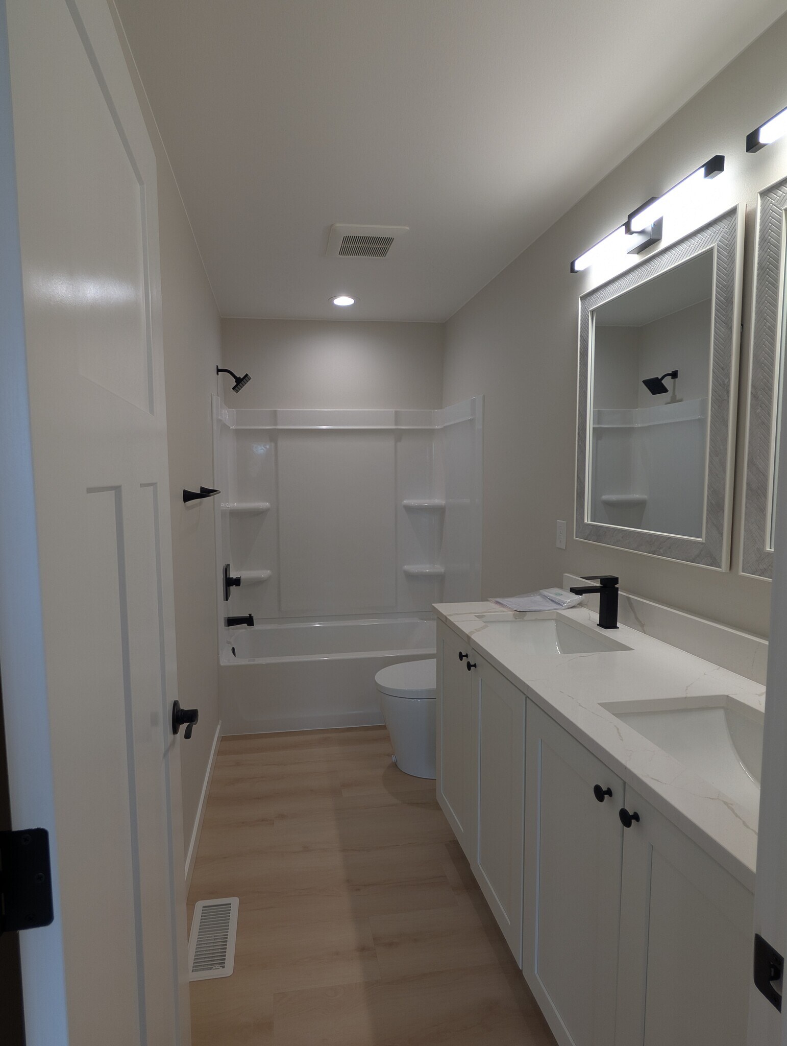 Master Bathroom - 1983 S Alliance Country Dr