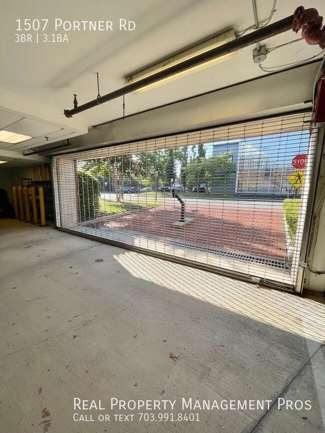 Building Photo - 1507 Portner Rd