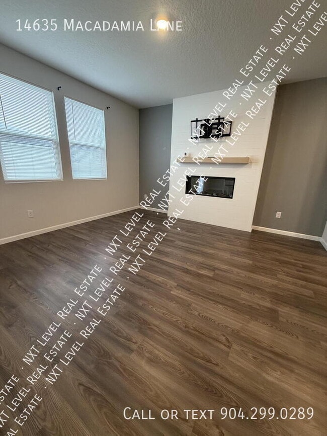 Building Photo - 14635 Macadamia Ln